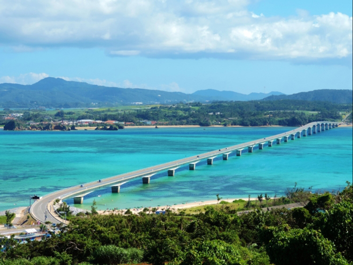 悼みつつ 毎度満喫 沖縄県５