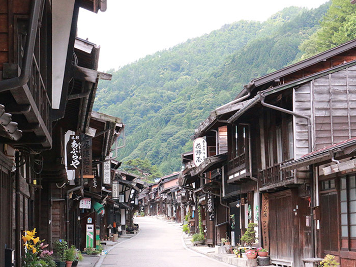 天高く古道やゆかし中山道１